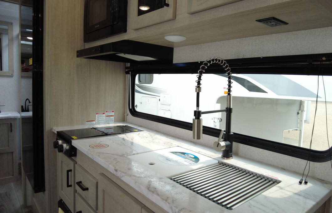 2024 EAST TO WEST RV ALTA 1600MRBLE, , hi-res image number 11