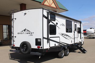 2022 EAST TO WEST RV ALTA 2100MBH